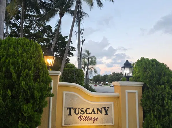 535 NE 69th Cir, Boca Raton, FL 33487