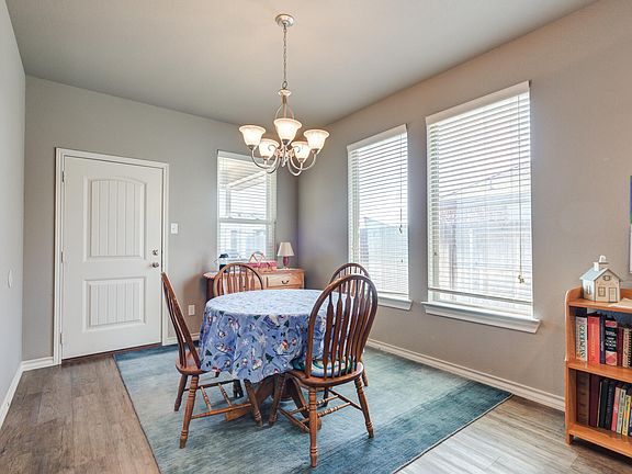 4th image of 5219 Kemper St