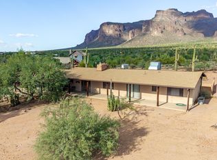 685 S HOLMES Road, Apache Junction, AZ 85119