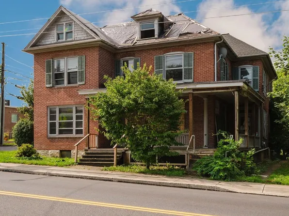 271-273 E Baltimore St, Greencastle, PA 17225