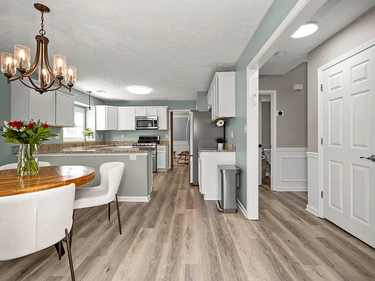 4016 Kenesaw Dr — Photo 17