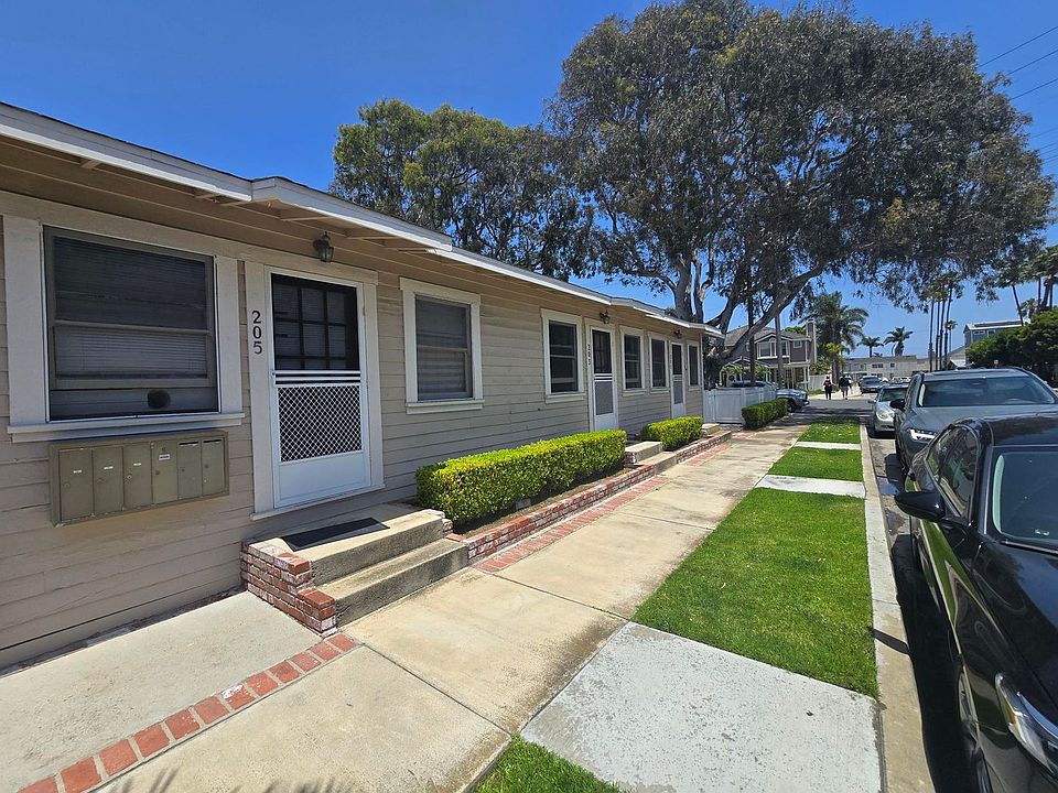 1st image of 201-205 Pecan Ave