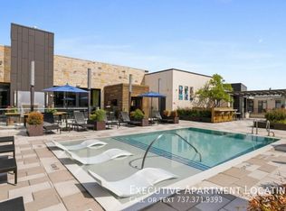 1100 W Cesar Chavez St #2, Austin, TX 78703