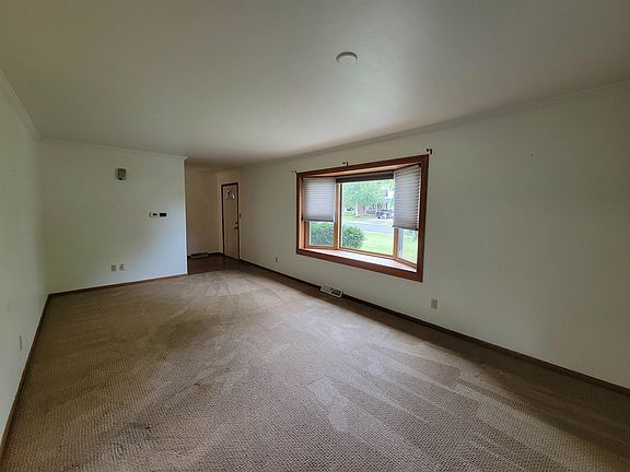 4th image of 1004 Honey Creek Rd