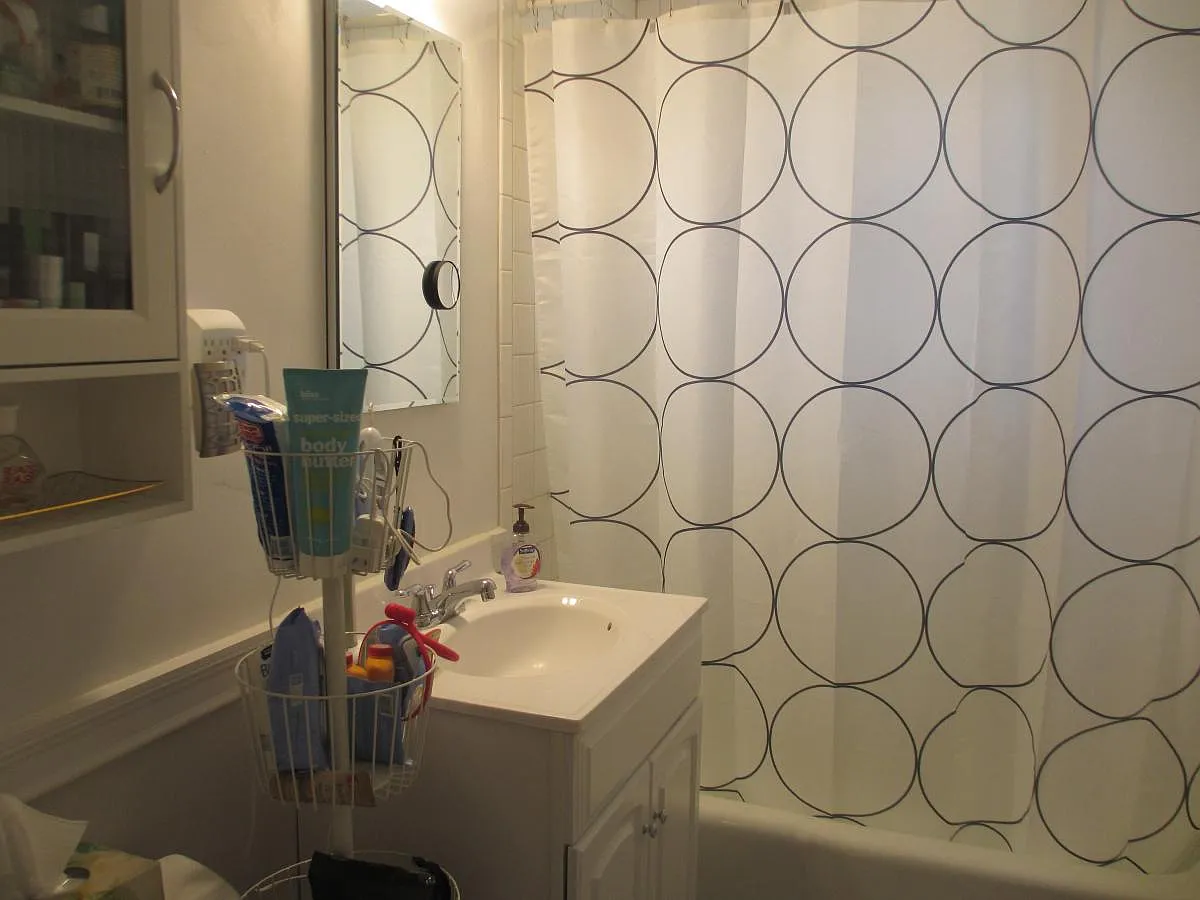 1 bed, 9999 sqft, $1,900 — Photo 3