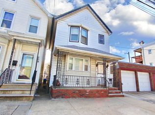 207 Hamilton St, Harrison, NJ 07029