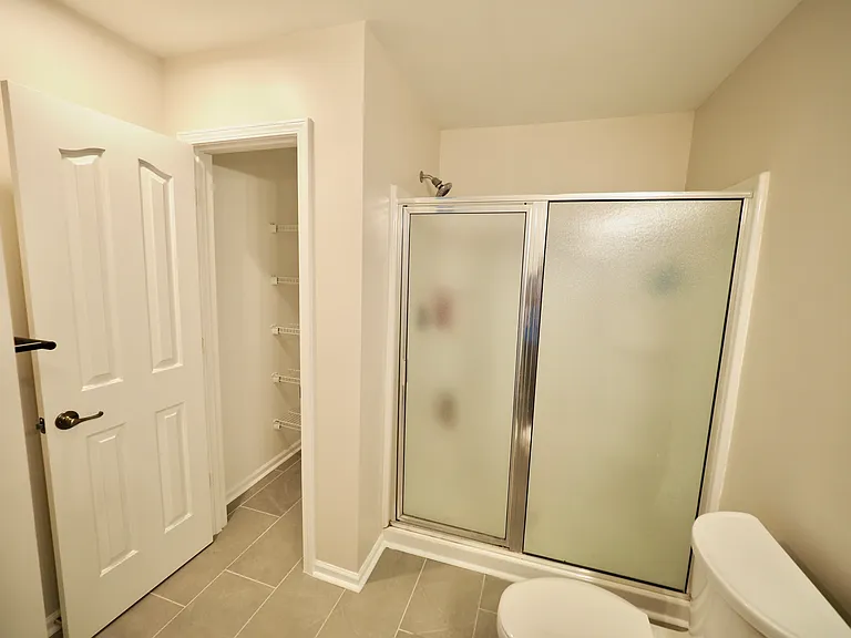27 Border Ave — Photo 22