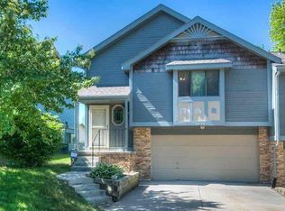 3403 Comstock Ave, Bellevue, NE 68123