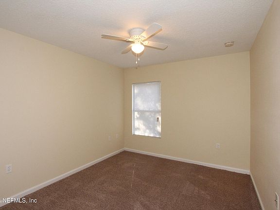 4th image of 8616 JASPER Avenue