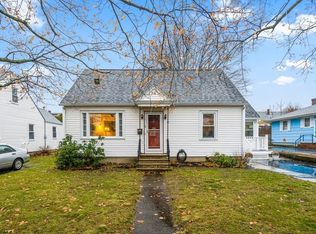 14 Vandergrift St, Lawrence, MA 01843