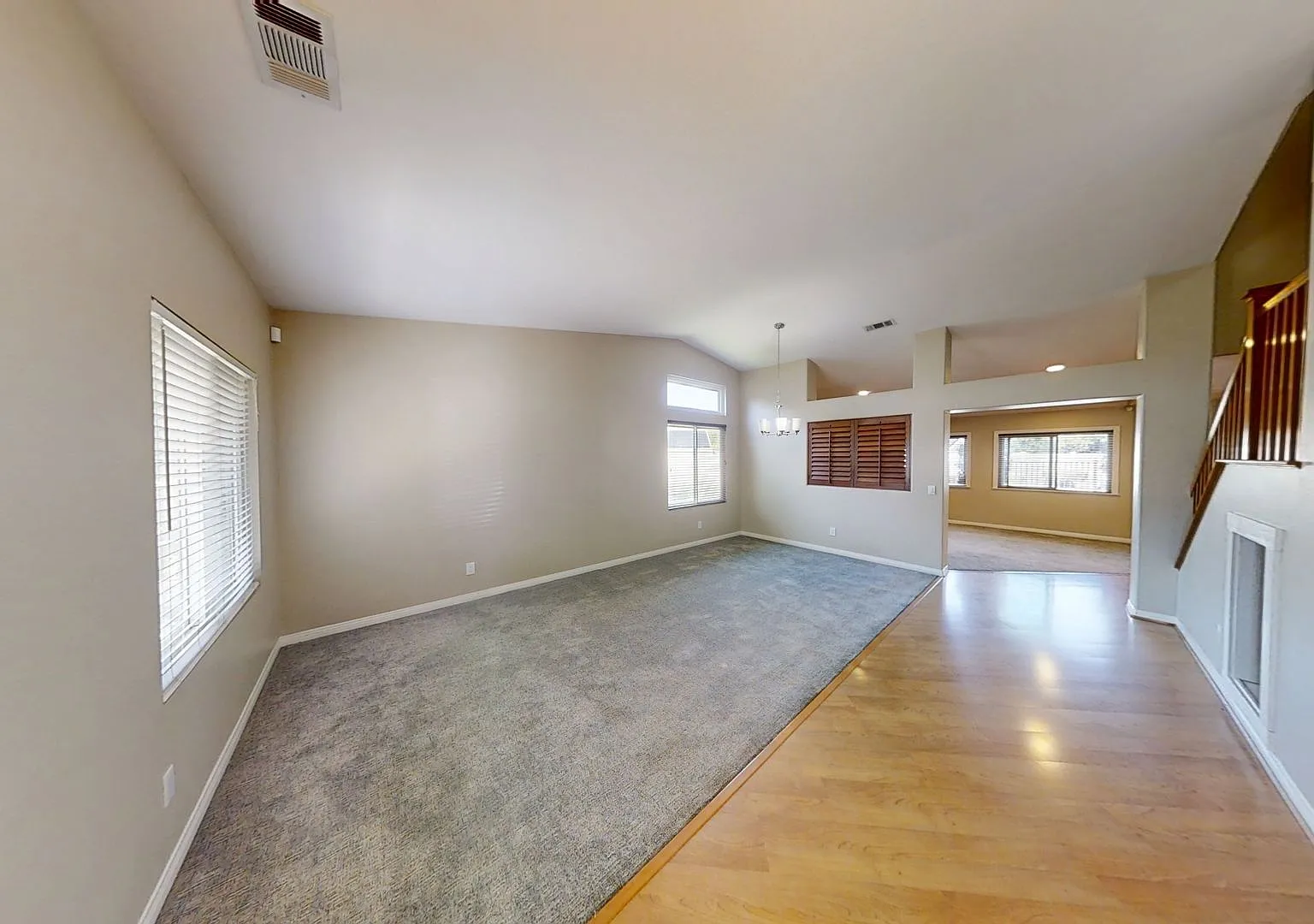 Beautiful 2 story 4 bed/2.5 bath Home in Yucaipa, Ca. — Photo 3