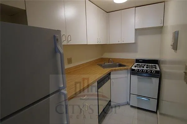 Rented by City Stop Realty | media 26