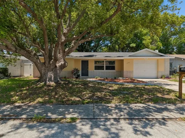 7105 Oakshire Dr, Port Richey, FL 34668