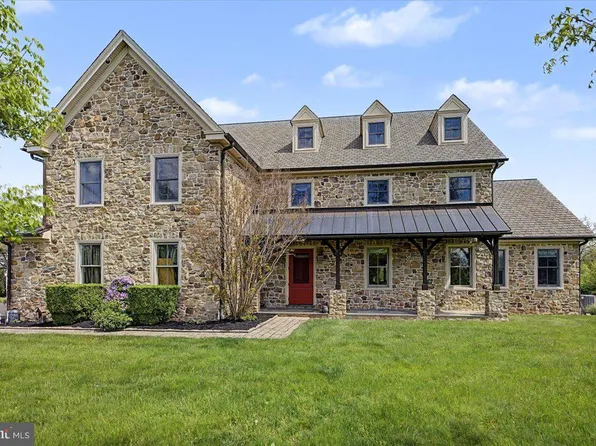 26 Wormansville Rd, Pipersville, PA 18947