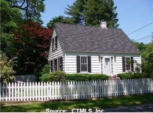 28 Hurlbutt Rd, Ledyard, CT 06335