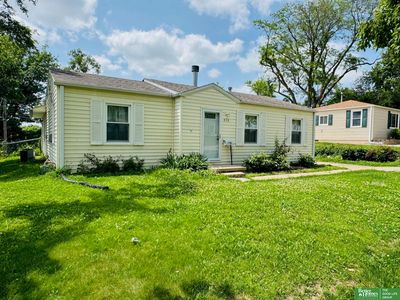830 N 78th St, Omaha, NE, 68114