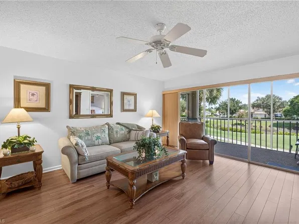 6945 Dennis CIR #203, NAPLES, FL 34104
