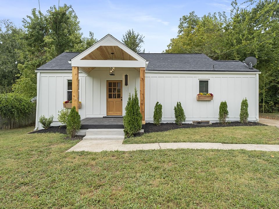 1st image of 1062 Horseshoe Dr