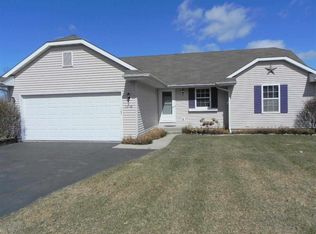 1216 Lake Summerset Rd, Davis, IL 61019