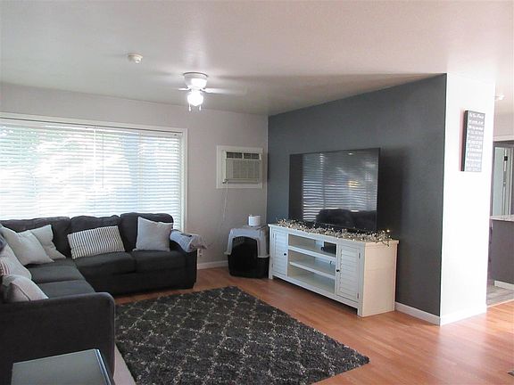 4th image of 425 Shasta Ave