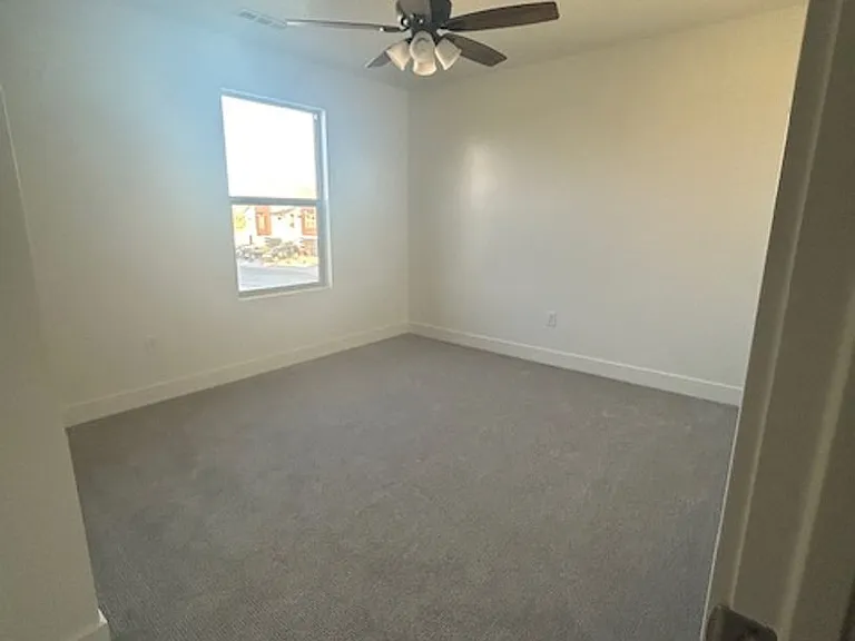 2341 E Siegel Ln — Photo 26