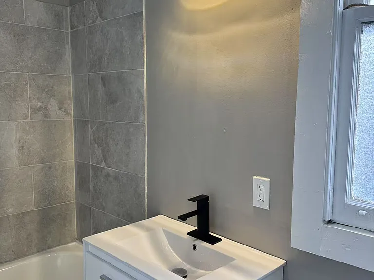 747 Clinton Springs Ave — Photo 13