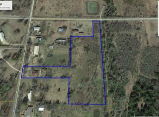 1011 N 4240 Rd, Hugo, OK 74743