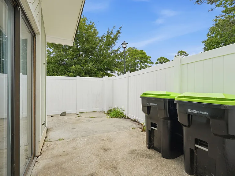 1451 Turkey Ridge Dr #D — Photo 25