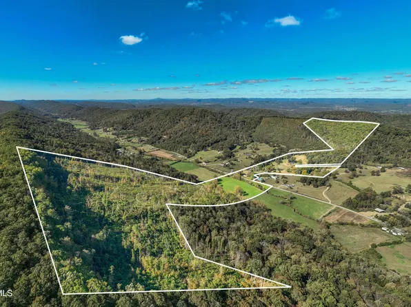 3546 Goshen Valley Rd, Rogersville, TN 37857