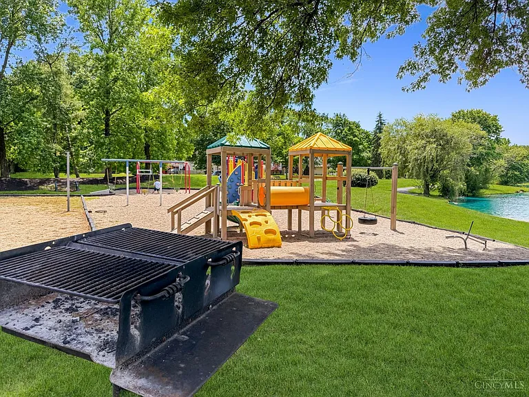 4560 New Market Ct #318 — Photo 32