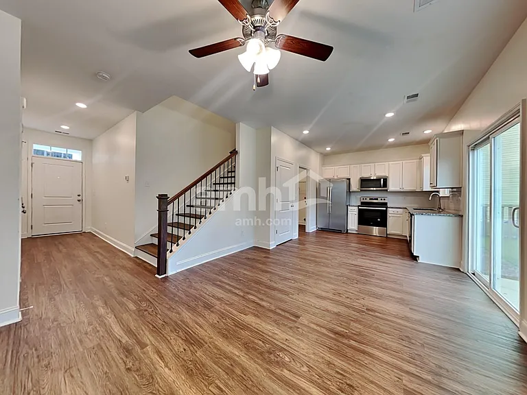 334 Azore Way — Photo 4