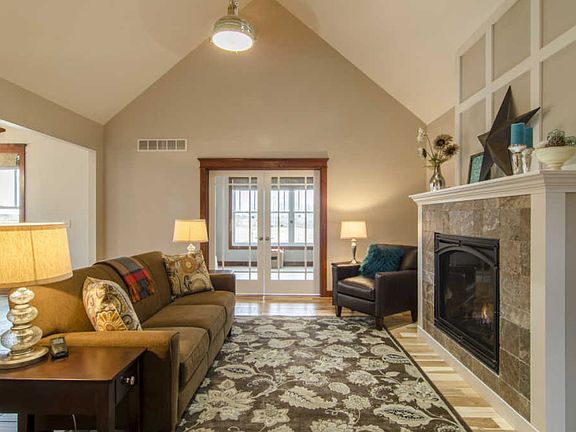 3rd image of 22779 Brook Stone Ct