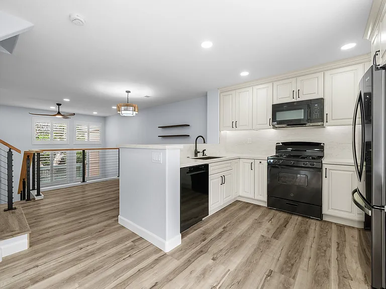 12994 Carmel Creek Rd #169 — Photo 15