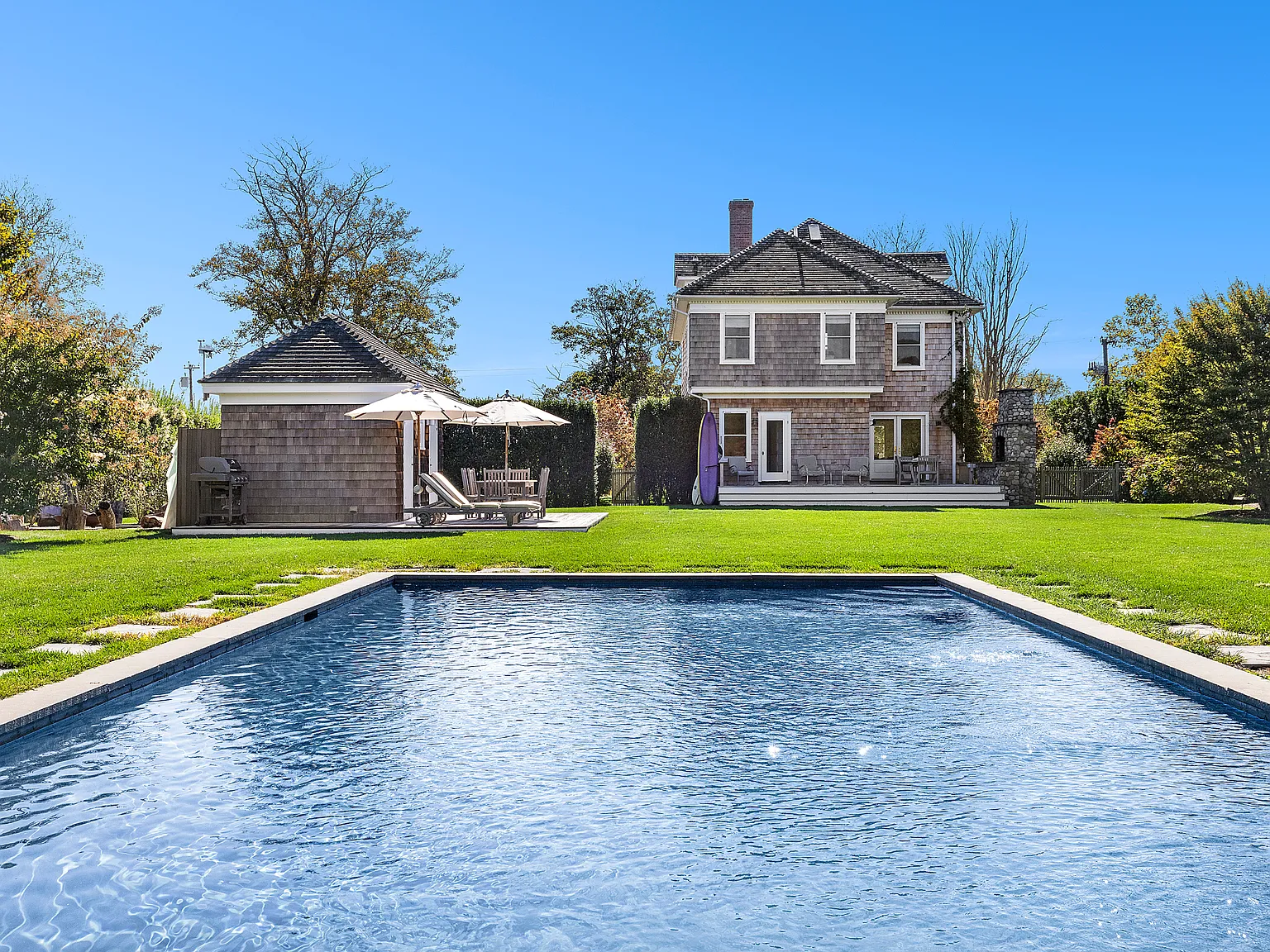 Sagaponack South Farmhouse Destination — Photo 4