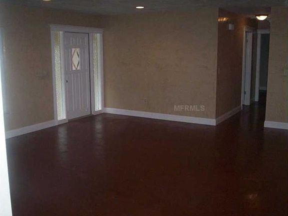 4th image of 905 Shangri La Dr