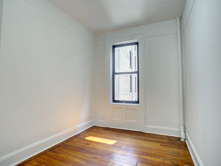 230 W 108th St #2D — Photo 2