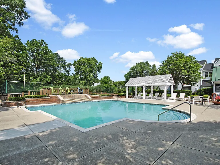 The Reserve at Southgate — Photo 12