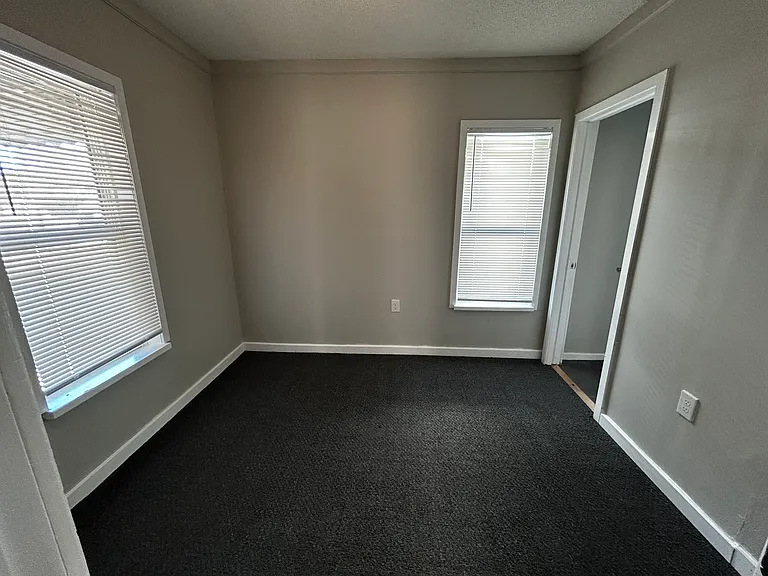 1822 N Sheridan Rd — Photo 10