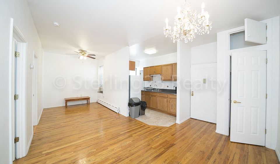 1st image of 2514 27th St APT 2F