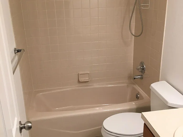 862 Charter Oak Ct — Photo 17