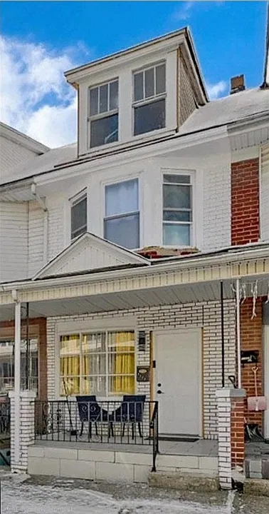 1113 Poplar St