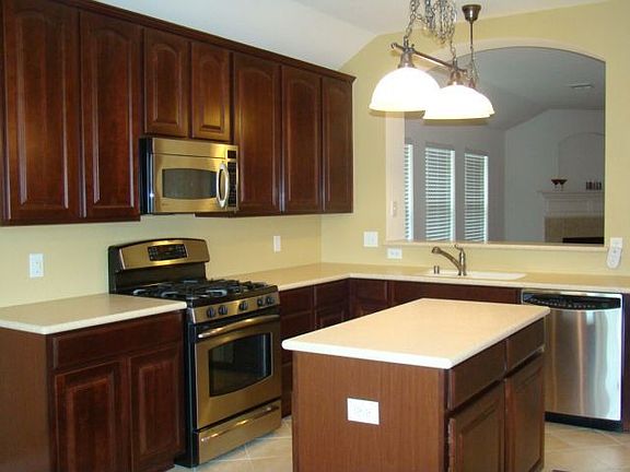 4th image of 2905 Mason Ln