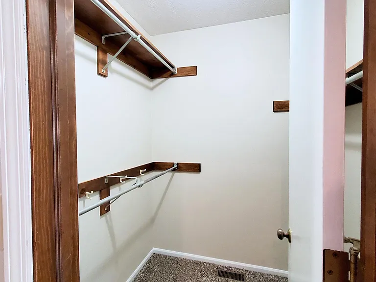 5990 Kirkwall Ct W — Photo 26