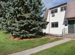 1708 Tonya Trl #U-2, Neenah, WI 54956