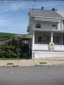 435 E Patterson St, Lansford, PA, 18232