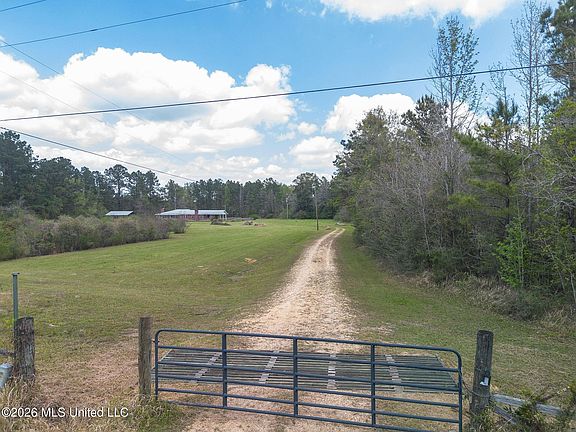 4th image of 124 Turp Maples Rd