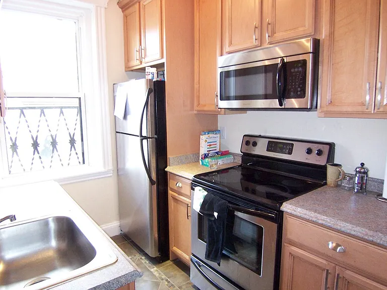 61 Park Dr #6 — Photo 5