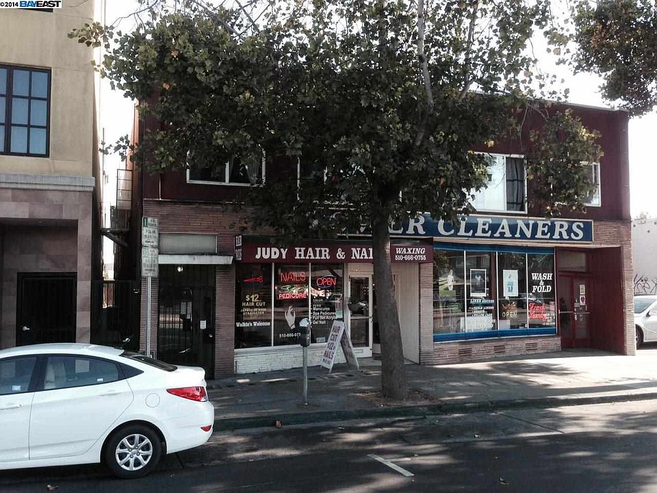 2nd image of 1110 University Ave