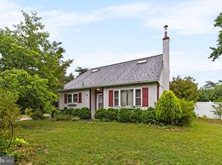 22 Diana Dr, Sicklerville, NJ 08081