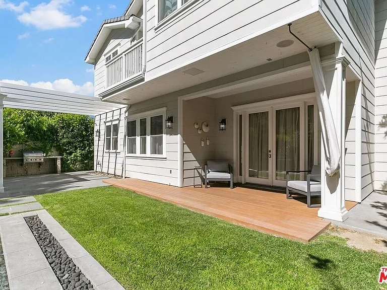 14917 Valley Vista Blvd — Photo 30